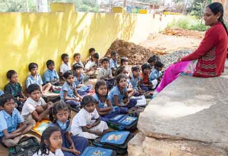 The Growing Role of Online Tutoring in European Exam Preparation